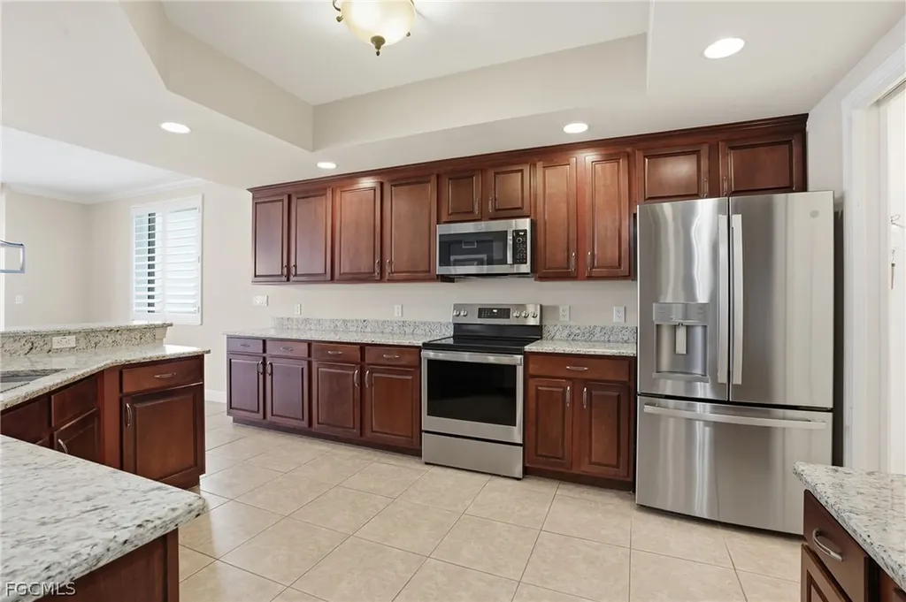 2090 W 1st Street Fort Myers FL 33901