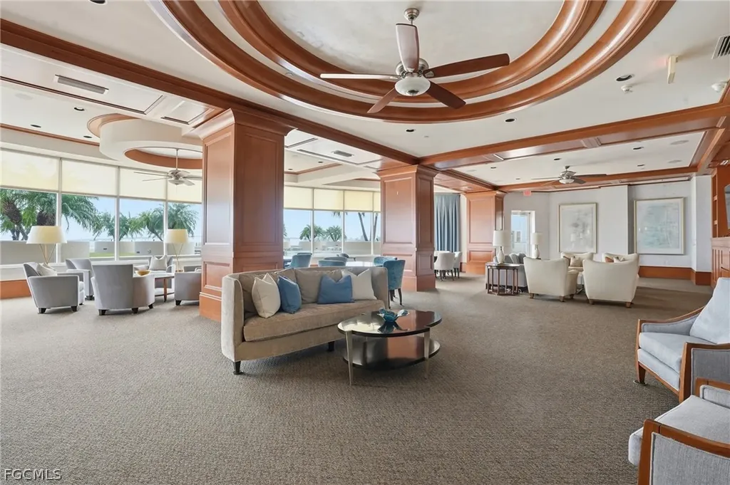 2090 W 1st Street Fort Myers FL 33901