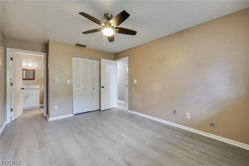 1113 Cape Coral Parkway W Cape Coral FL 33914