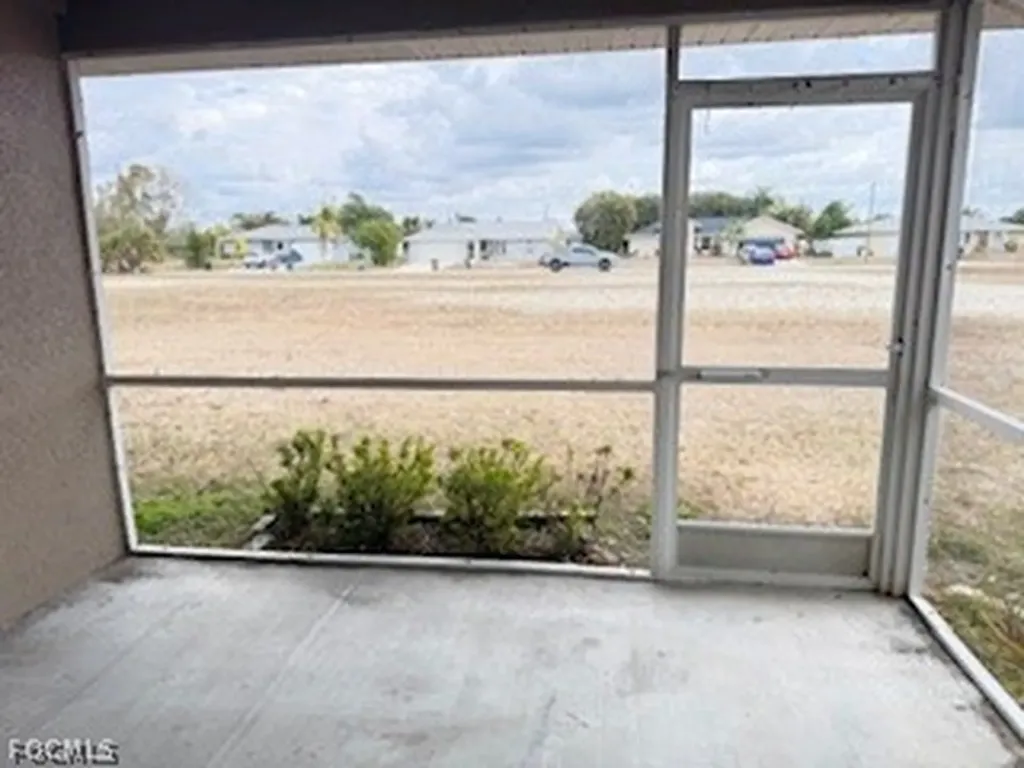 1817 Santa Barbara Boulevard Cape Coral FL 33991
