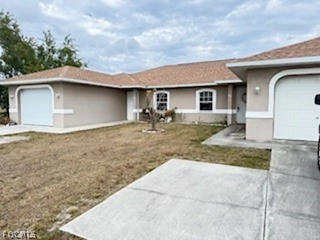 1817 Santa Barbara Boulevard Cape Coral FL 33991