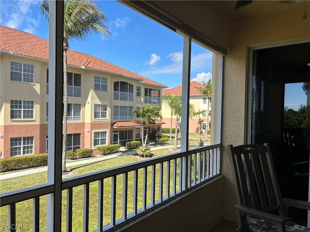 1137 Van Loon Commons Circle Cape Coral FL 33909