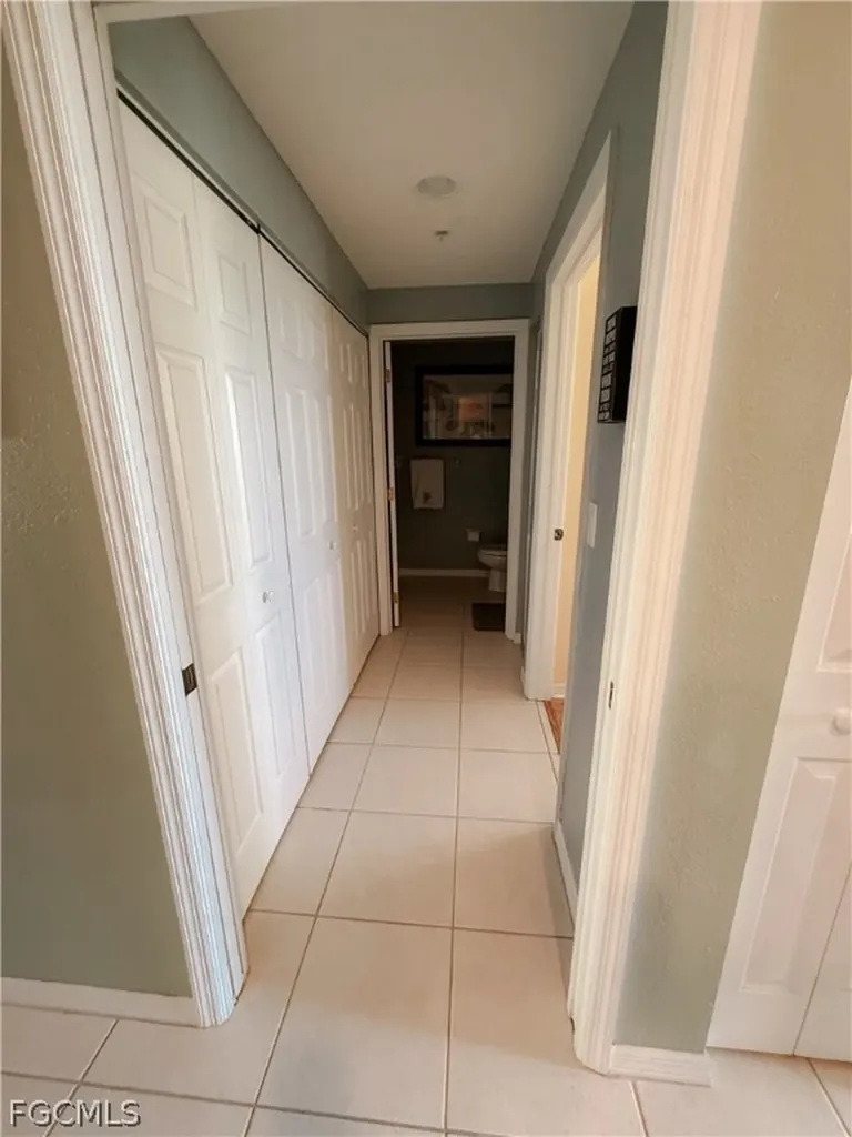 1137 Van Loon Commons Circle Cape Coral FL 33909