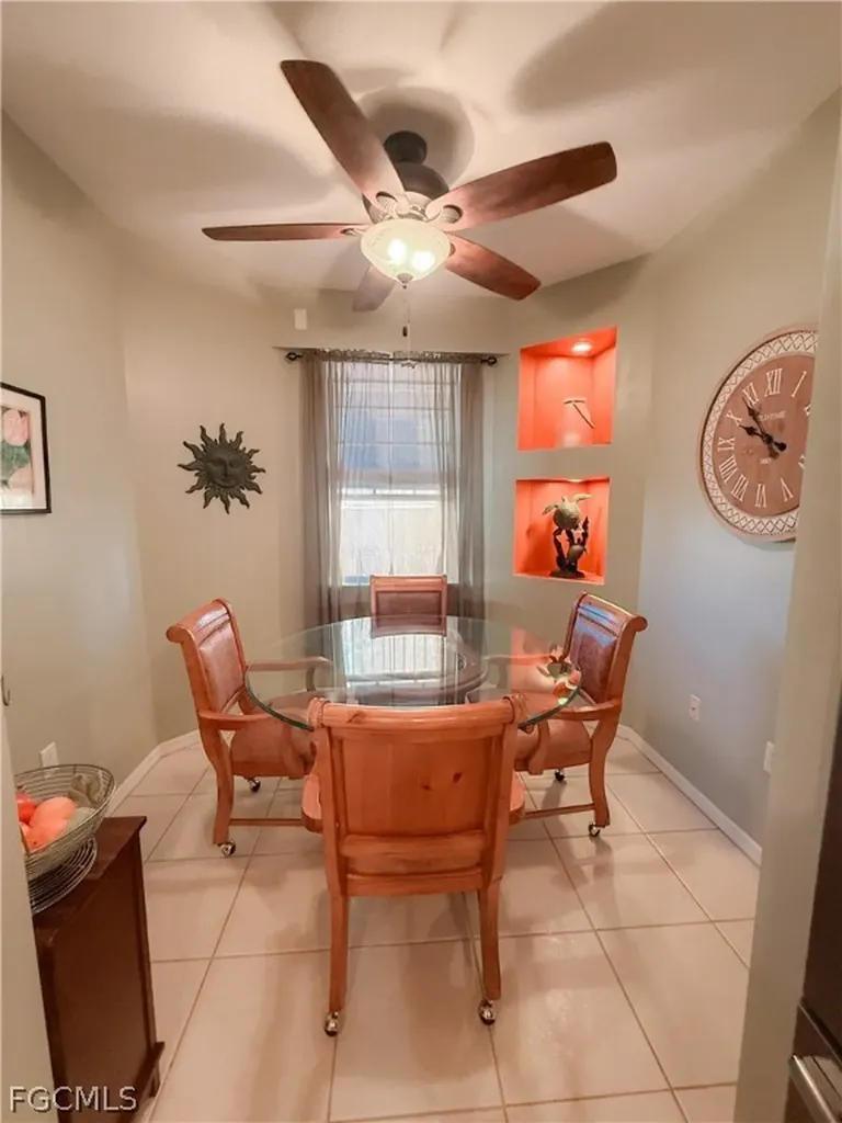 1137 Van Loon Commons Circle Cape Coral FL 33909