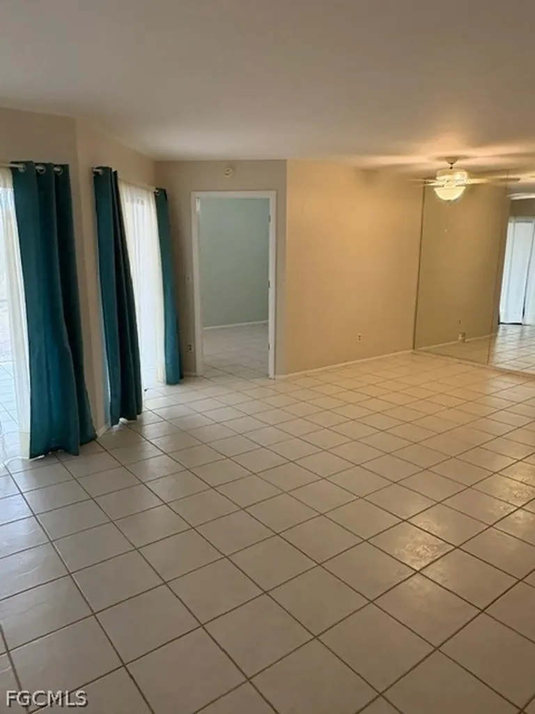 9627 Eaton Gardens Lane Fort Myers FL 33919