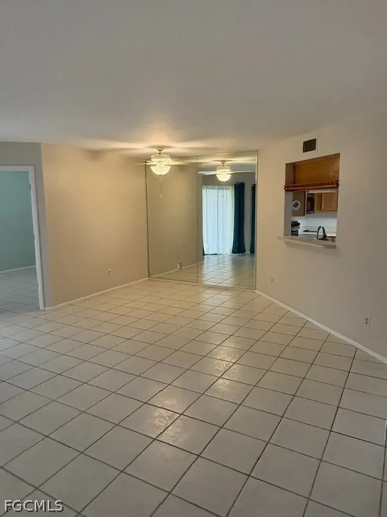 9627 Eaton Gardens Lane Fort Myers FL 33919
