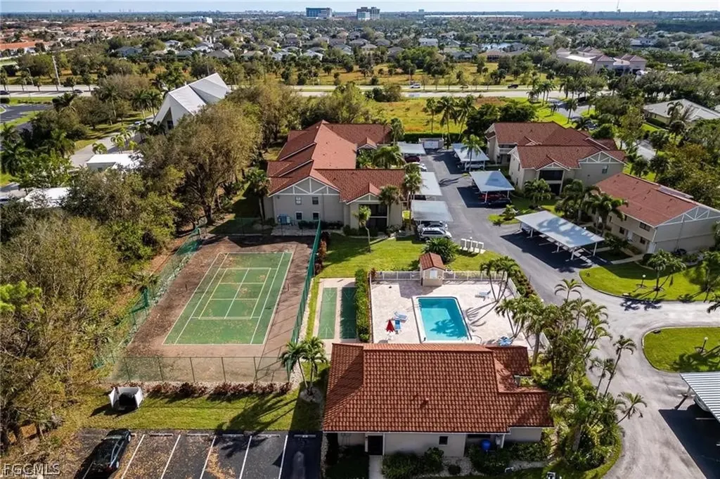 9627 Eaton Gardens Lane Fort Myers FL 33919