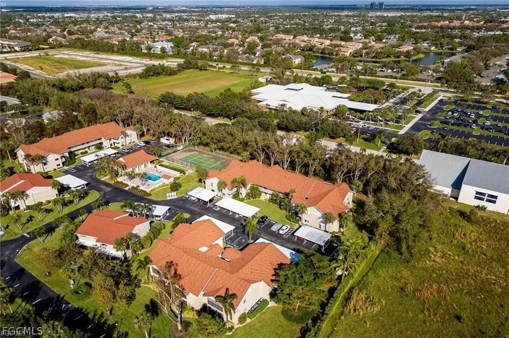 9627 Eaton Gardens Lane Fort Myers FL 33919