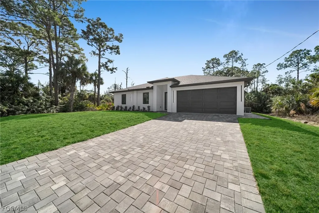 3407 65th Street W Lehigh Acres FL 33971