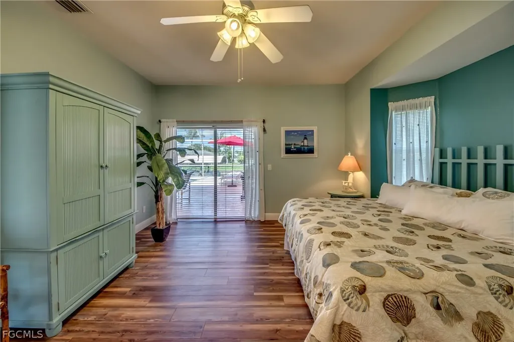5244 Willow Court Cape Coral FL 33904