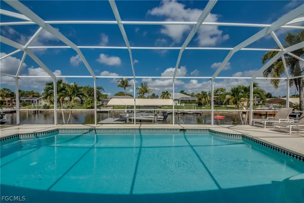 5244 Willow Court Cape Coral FL 33904