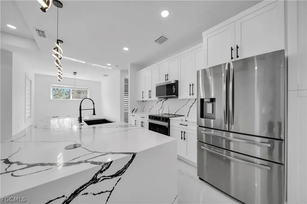 7799 15th Place Labelle FL 33935