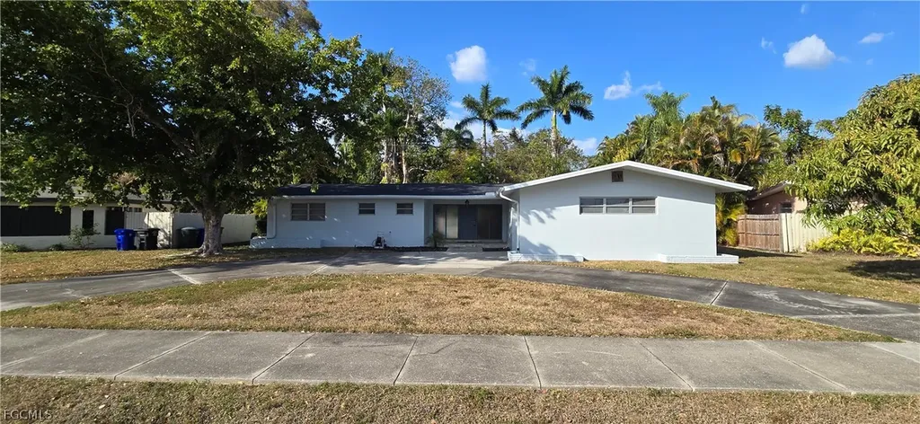 1557 Moreno Avenue Fort Myers FL 33901