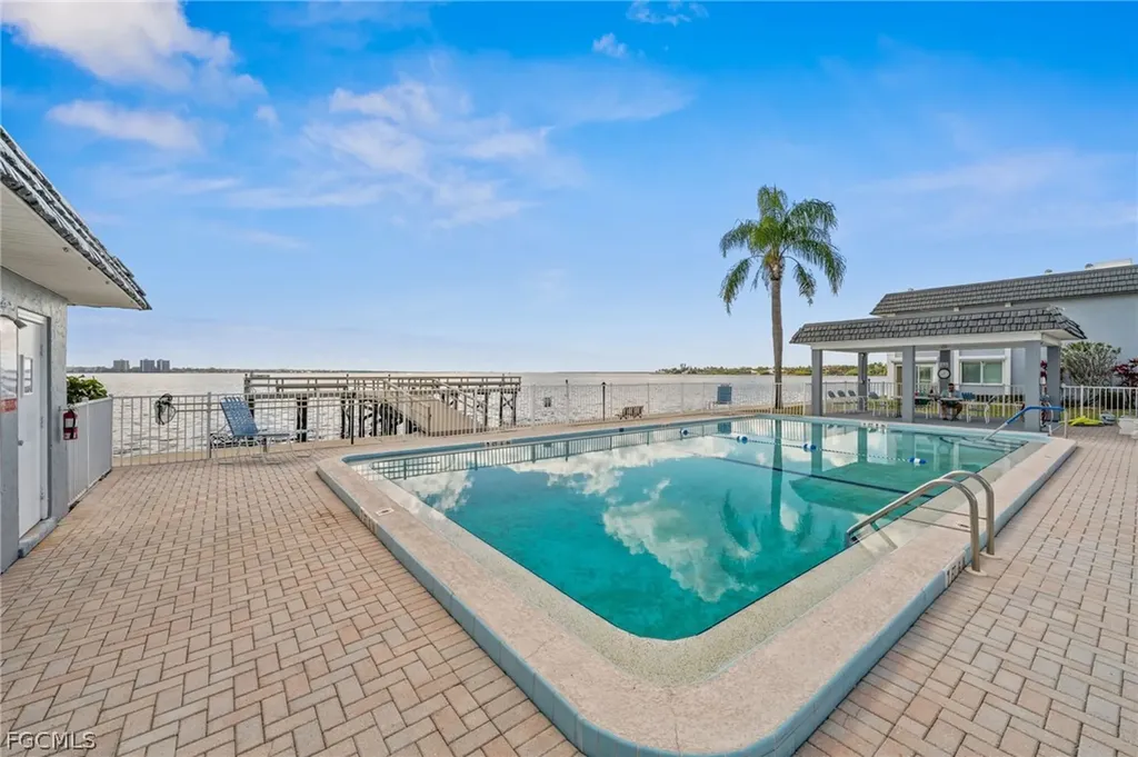 3364 N Key Drive North Fort Myers FL 33903