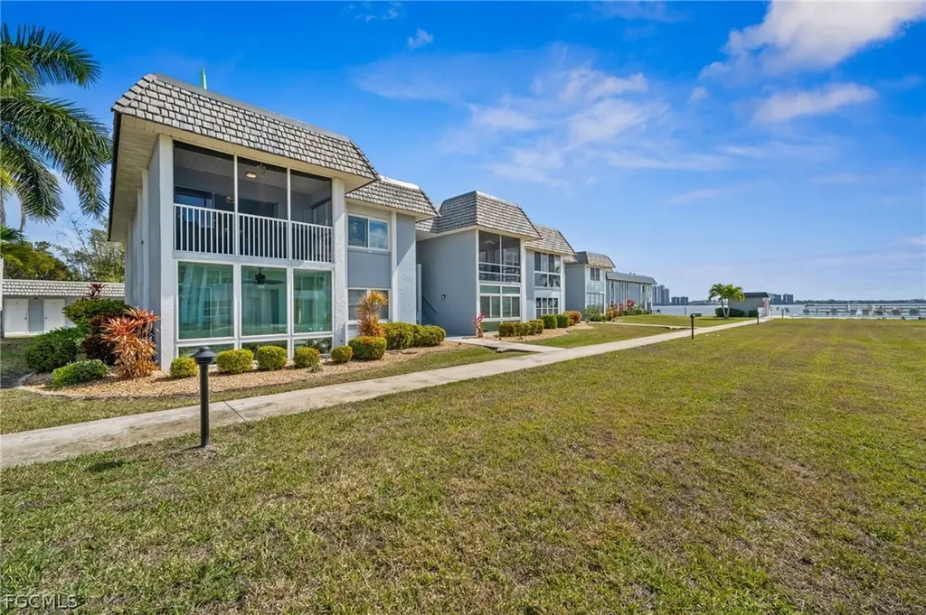 3364 N Key Drive North Fort Myers FL 33903