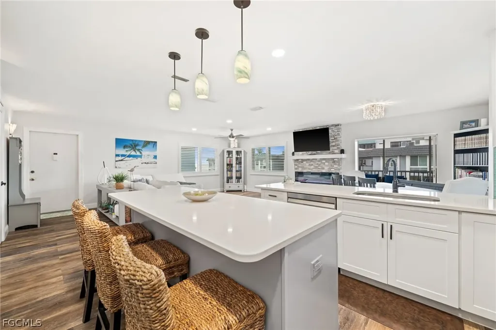 3364 N Key Drive North Fort Myers FL 33903