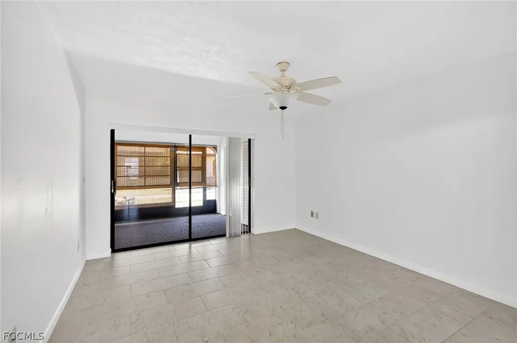 3916 SE 11th Place Cape Coral FL 33904