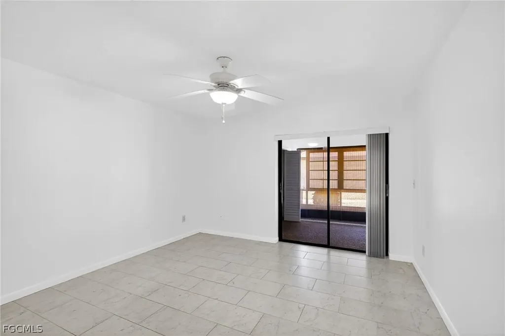 3916 SE 11th Place Cape Coral FL 33904