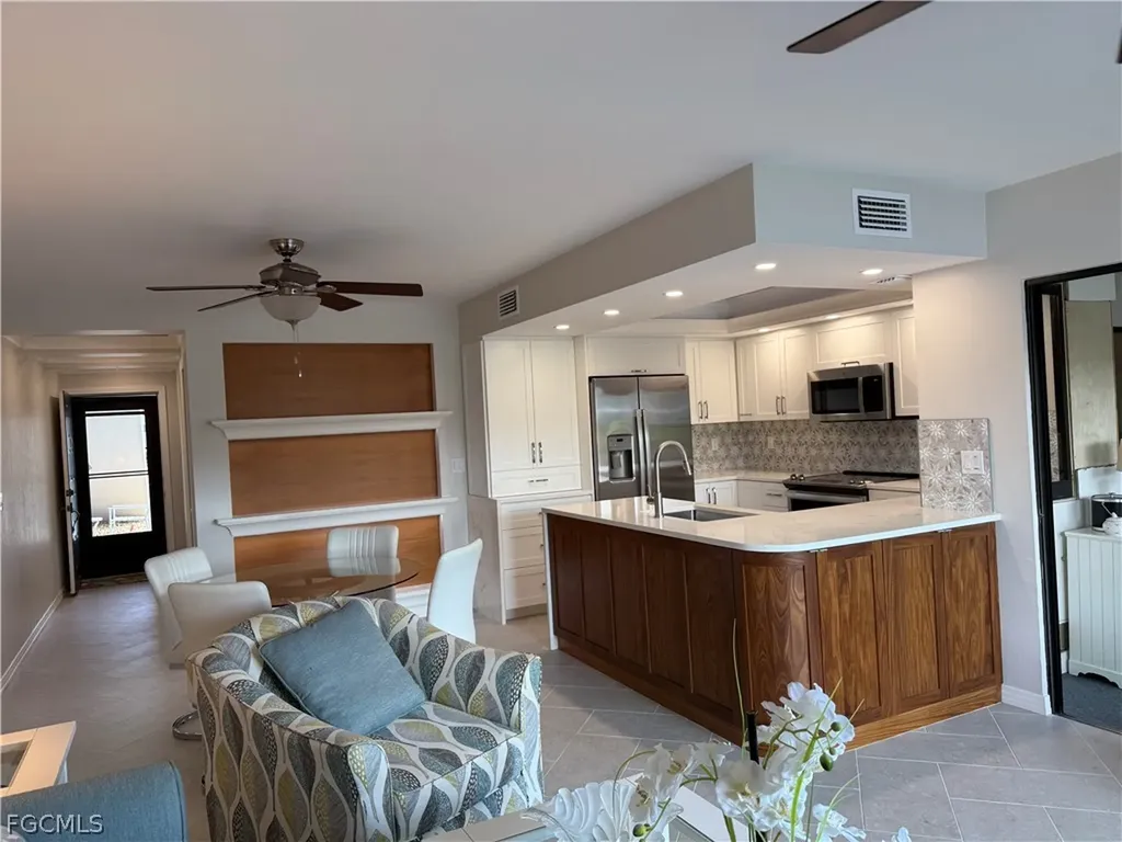 5850 Trailwinds Drive Fort Myers FL 33907