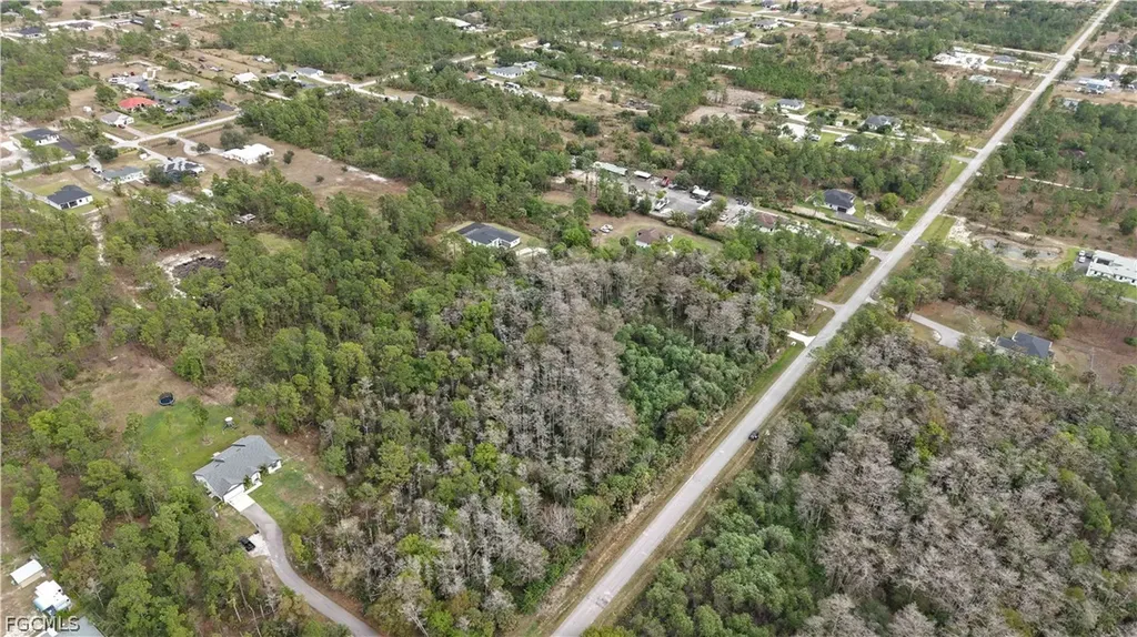52ND Avenue NE Naples FL 34120