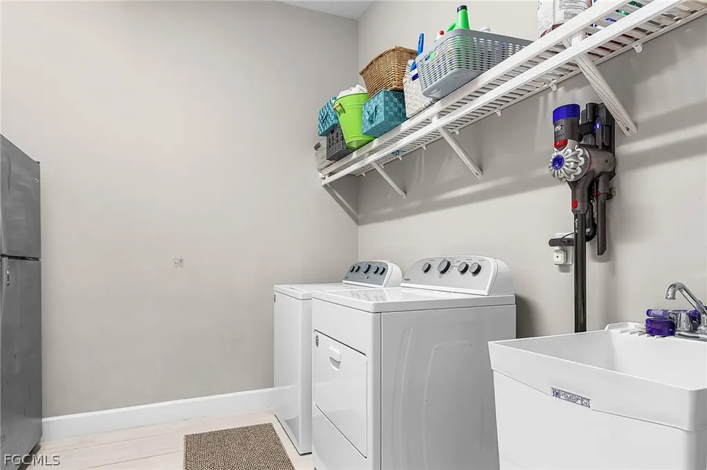 17526 Elkgrove Lane Estero FL 33928