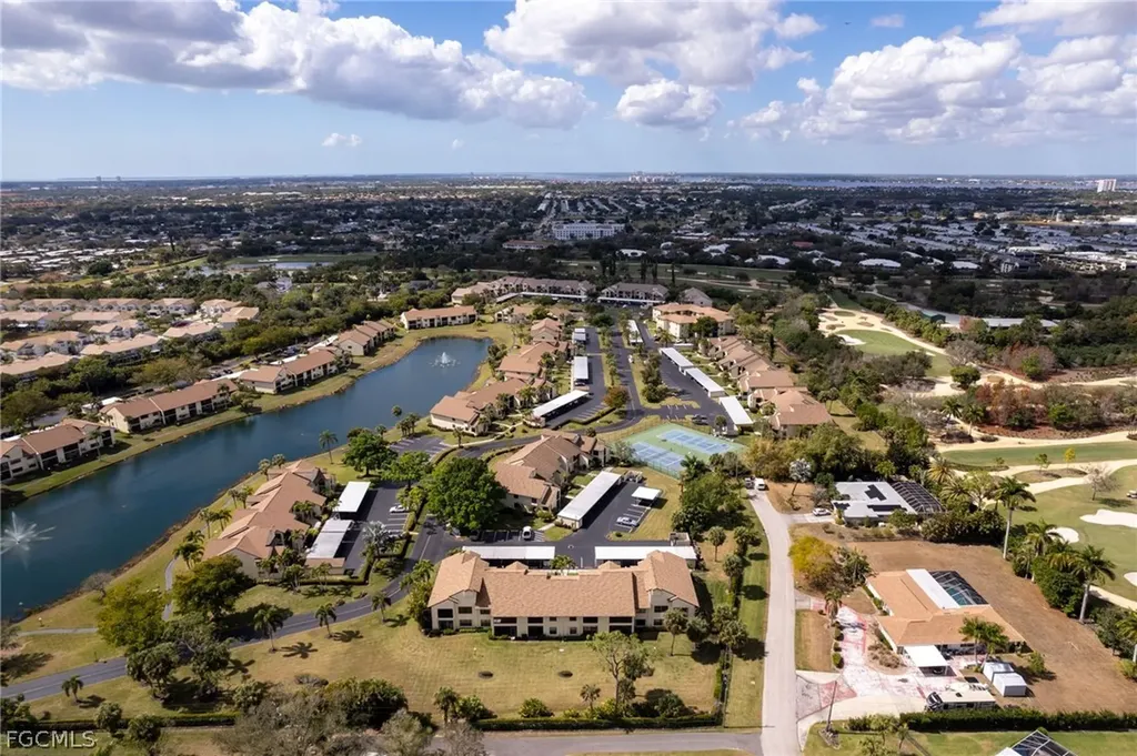 8366 Charter Club Circle Fort Myers FL 33919
