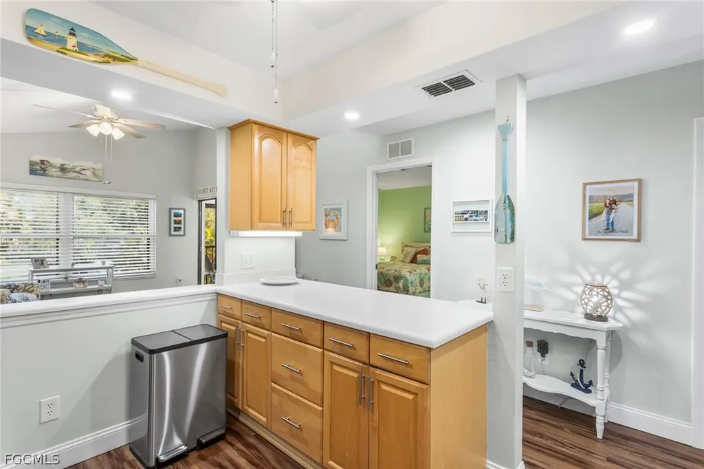 8366 Charter Club Circle Fort Myers FL 33919