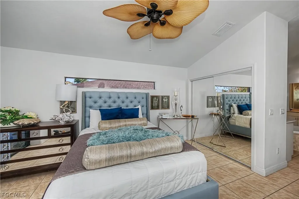 3229 SE 1st Court Cape Coral FL 33904