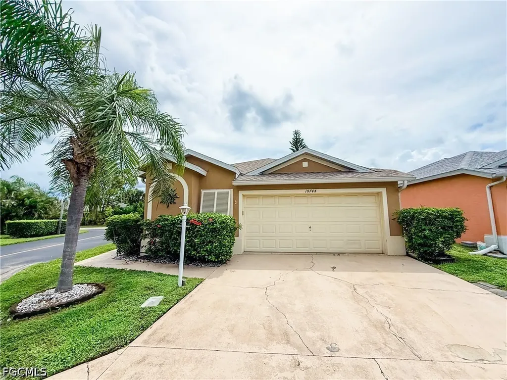 10744 Blue Bimini Circle Estero FL 33928