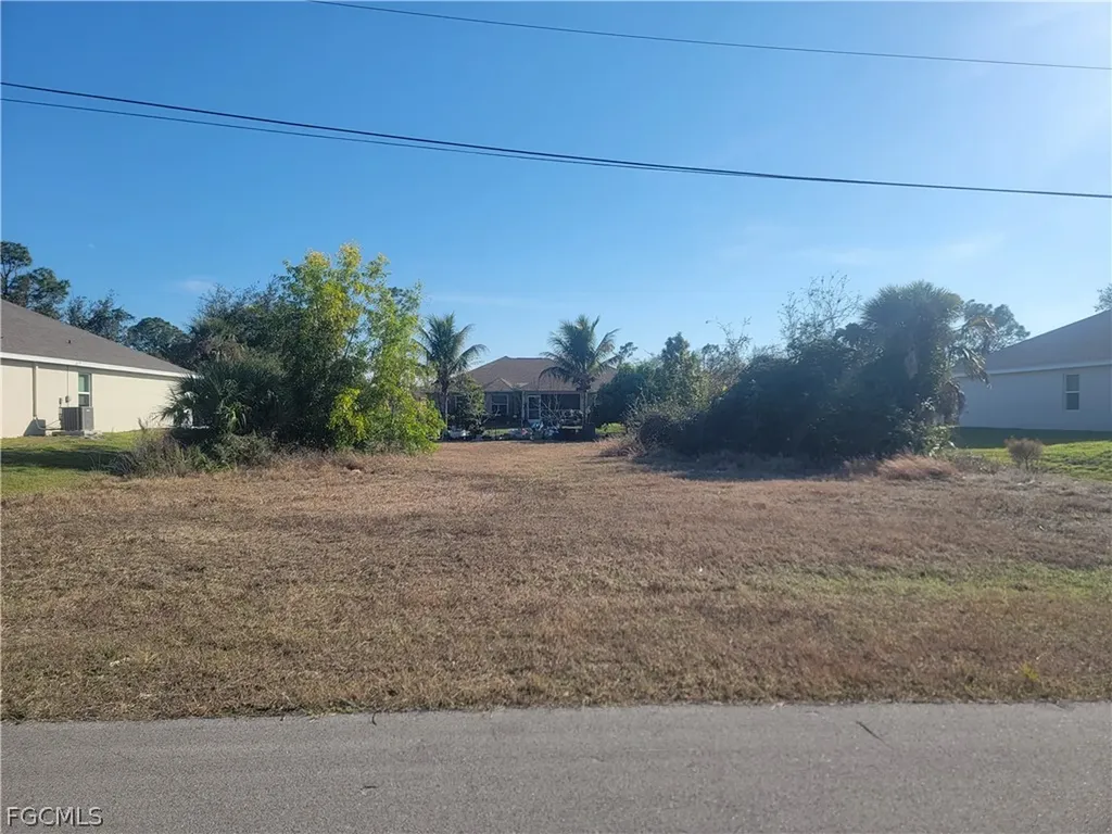 2904 NW 19th Terrace Cape Coral FL 33993