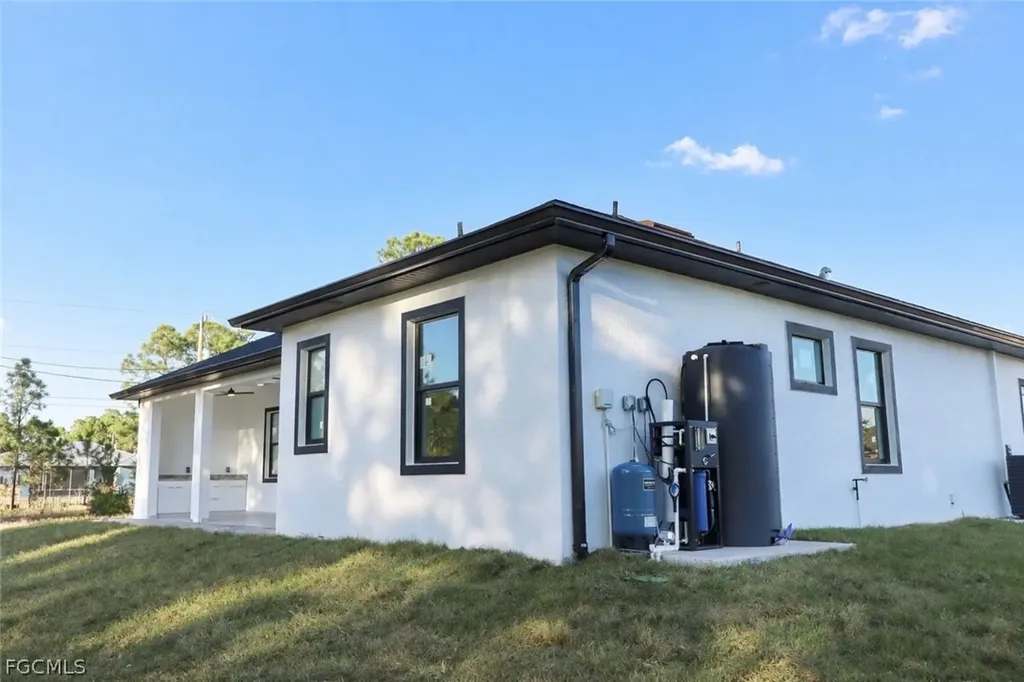 746 Breamer Avenue S Lehigh Acres FL 33974