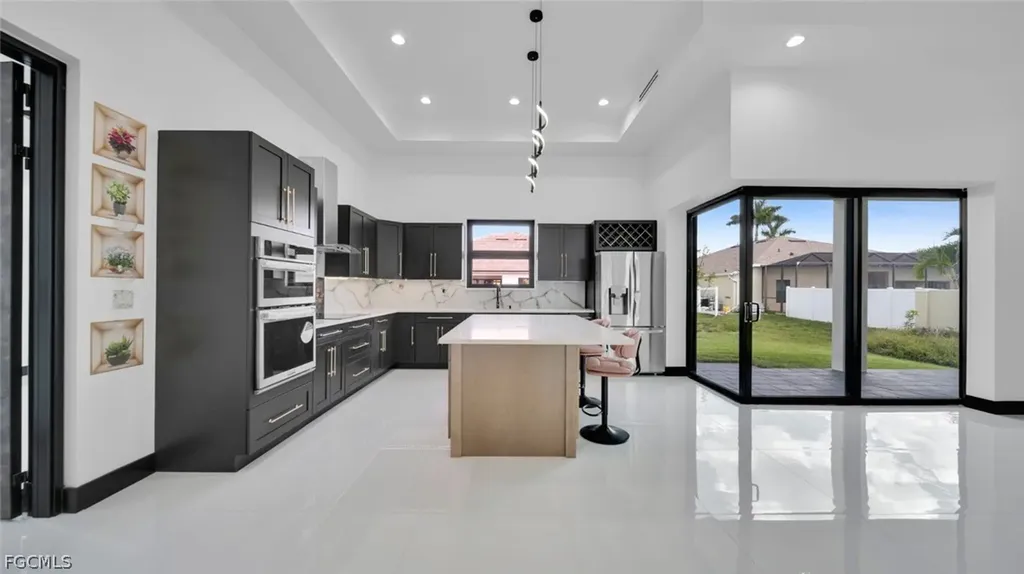 113 SW 37th Avenue Cape Coral FL 33991