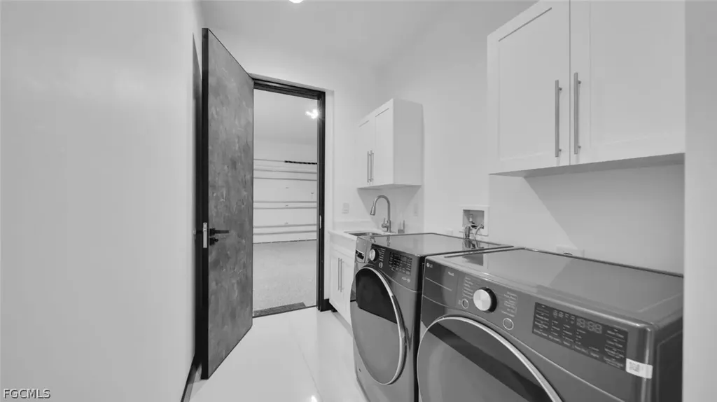 113 SW 37th Avenue Cape Coral FL 33991