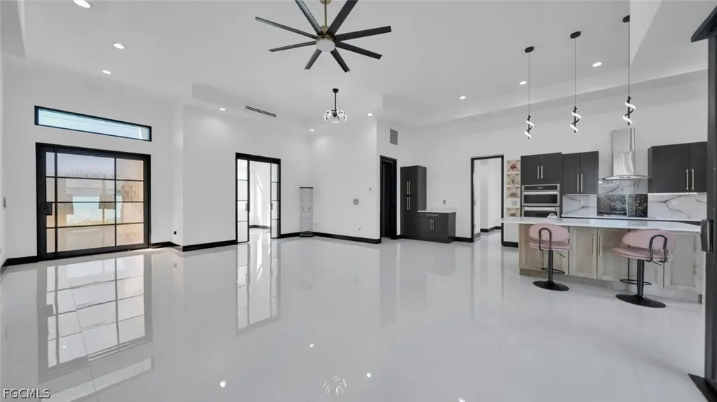 113 SW 37th Avenue Cape Coral FL 33991