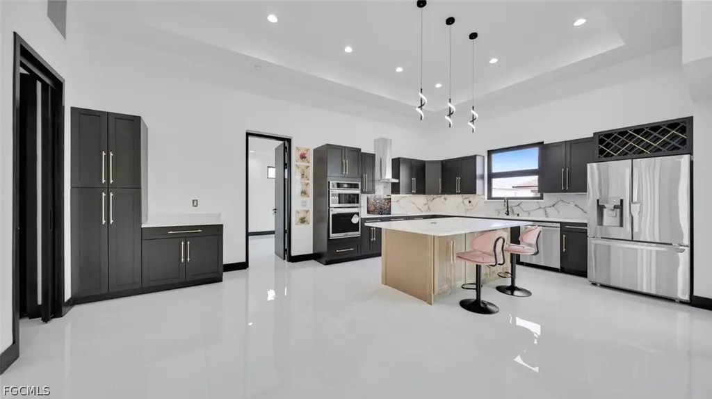 113 SW 37th Avenue Cape Coral FL 33991