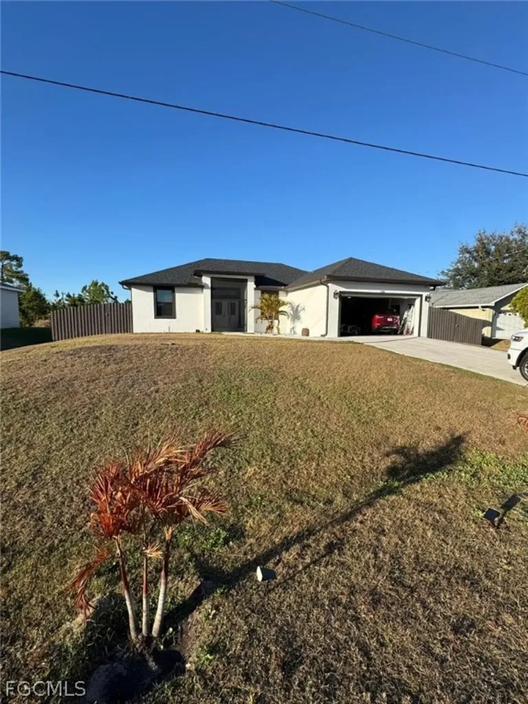 3726 11th Street W Lehigh Acres FL 33971