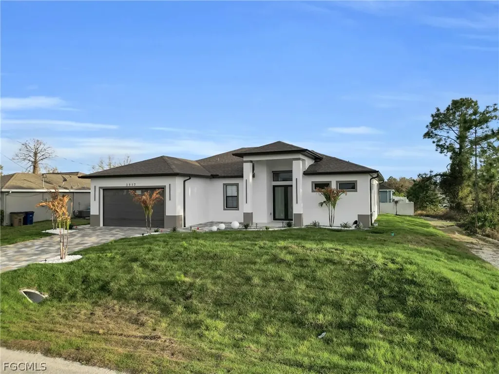 3917 33rd Street SW Lehigh Acres FL 33976