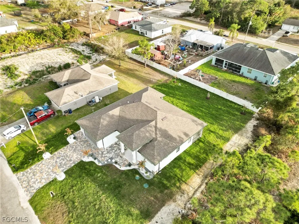 3917 33rd Street SW Lehigh Acres FL 33976
