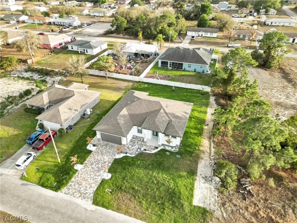 3917 33rd Street SW Lehigh Acres FL 33976