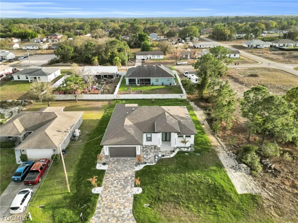 3917 33rd Street SW Lehigh Acres FL 33976