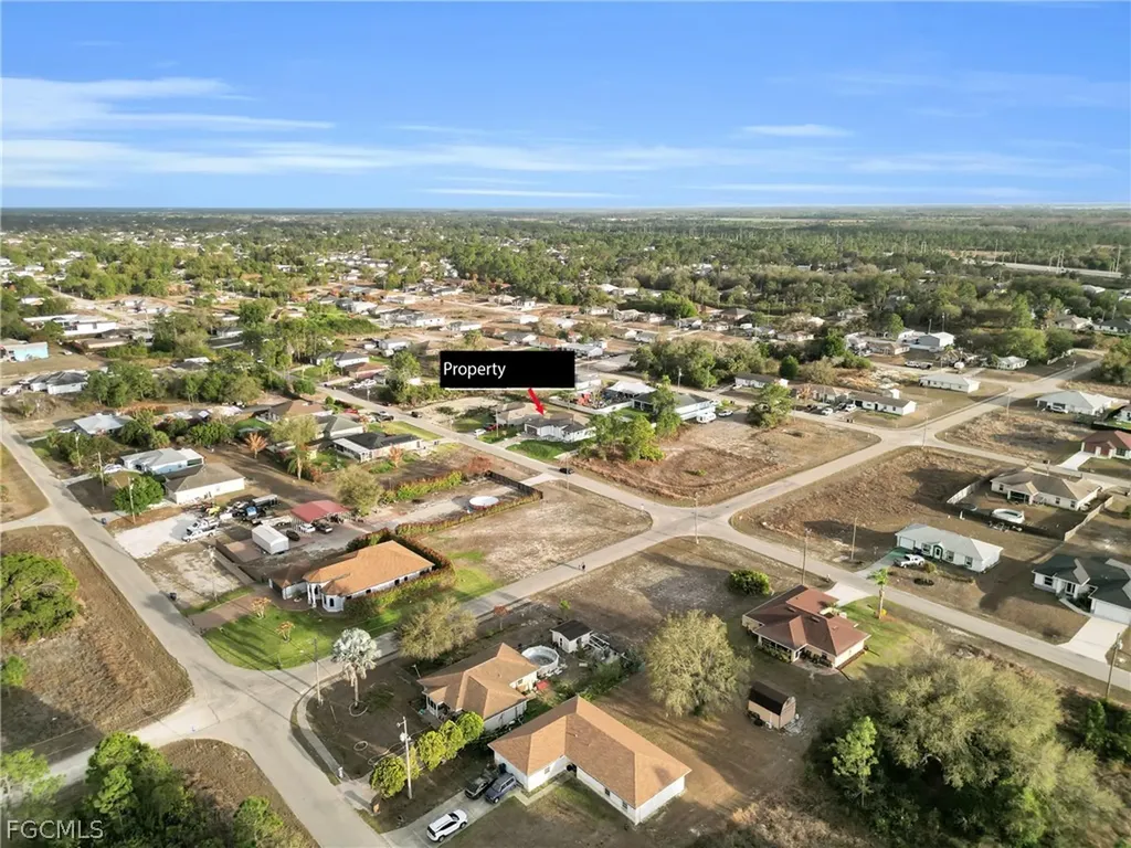 3917 33rd Street SW Lehigh Acres FL 33976