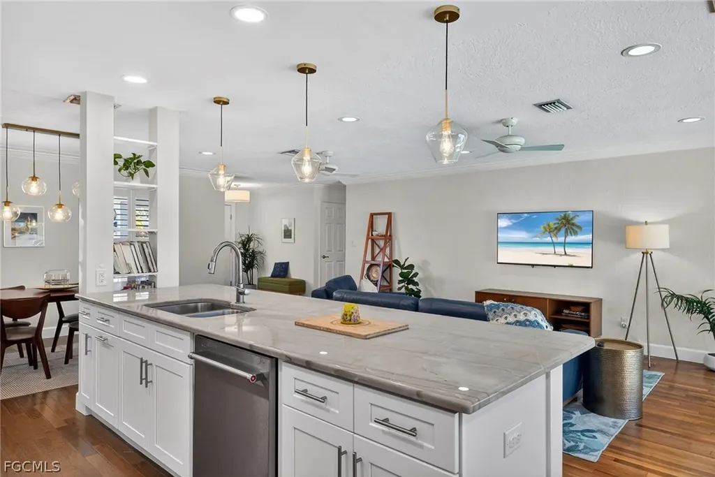 5336 Chippendale Circle W Fort Myers FL 33919