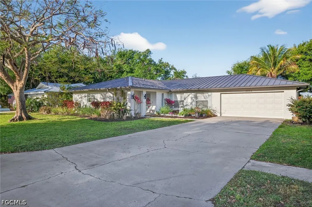 5336 Chippendale Circle W Fort Myers FL 33919