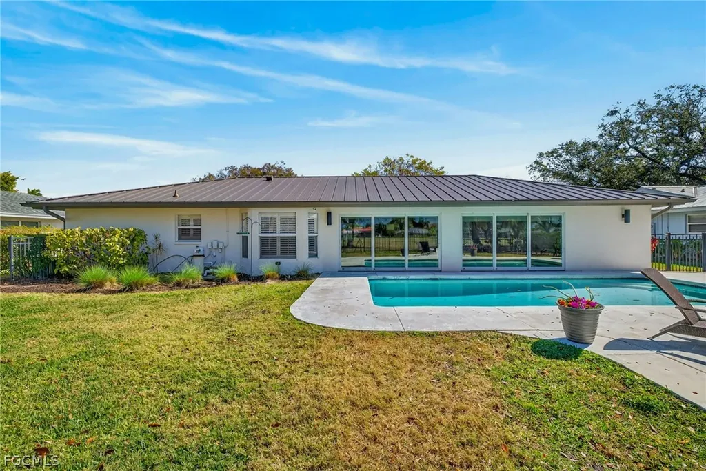 5336 Chippendale Circle W Fort Myers FL 33919