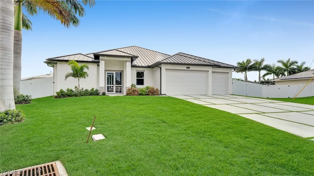 1726 SW 36th Terrace Cape Coral FL 33914