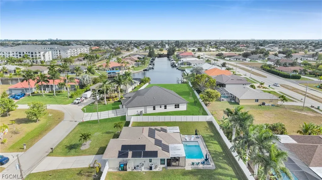 1726 SW 36th Terrace Cape Coral FL 33914