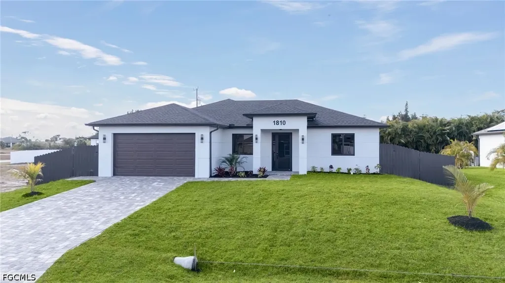 1810 NE 6th Place Cape Coral FL 33909