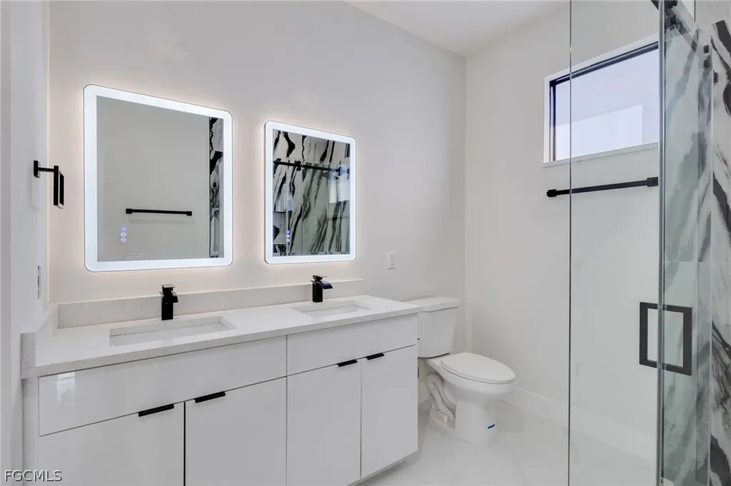1810 NE 6th Place Cape Coral FL 33909