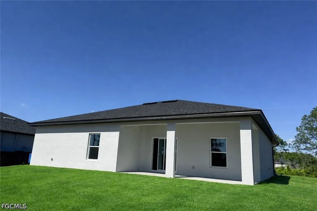 3005 31st Street W Lehigh Acres FL 33971