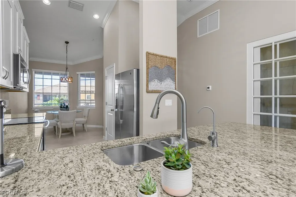 9366 Pocida Court Naples FL 34119